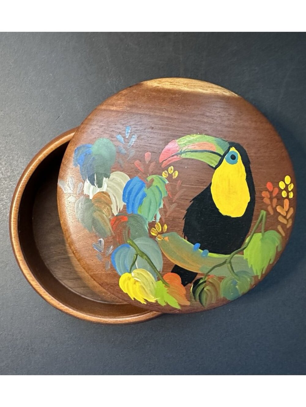 Round Wooden Trinket Box Hand Painted Tropical Toucan Cost Rican Folk Art 4.5"